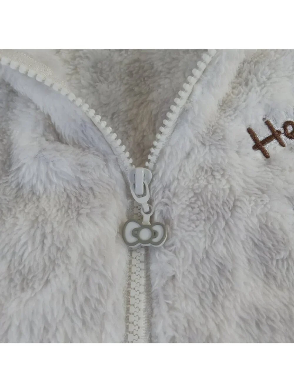 Hello Kitty Girls' Full Zip Hoodie Sweatshirt Plush Fuzzy Egret Size XL New NWT